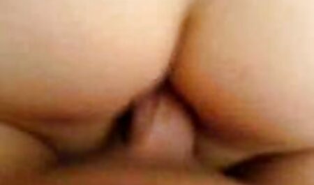 Coincé dans l'ascenseur avec 10 étudiants 1 video prof lesbienne