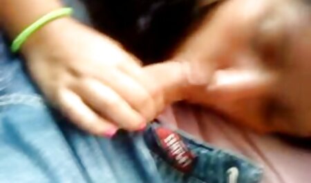 Hairplay porno des eleves colombien sexy et strip-tease, cheveux longs, cheveux