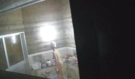 Blonde euro chatte sexe entre prof et élève baise en levrette à l'extérieur